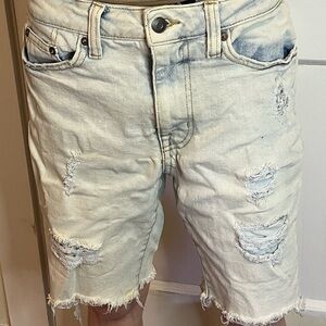 No Boundaries Light Distressed Jean Shorts